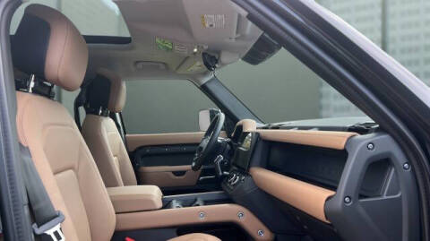 2026 Land Rover Defender 110 P400 X-Dynamic SE