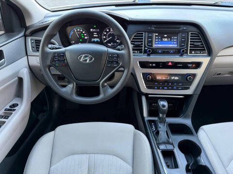 2016 Hyundai Sonata Hybrid SE