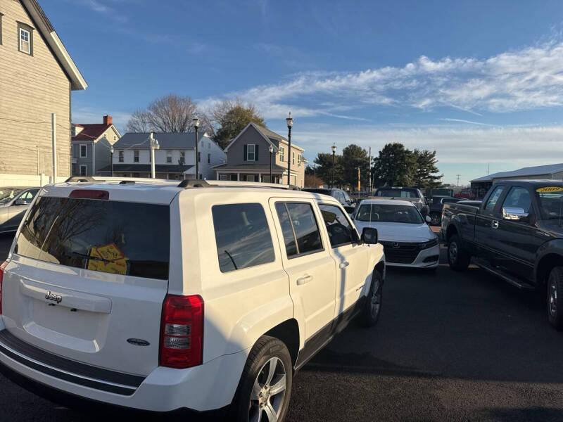 Image 3 of 2017 Jeep Patriot High Altitude