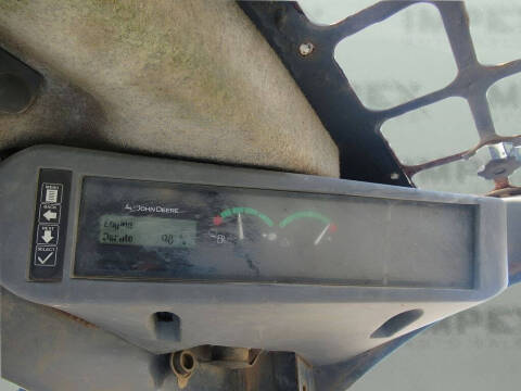 2010 John Deere 323D