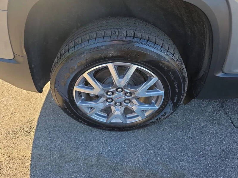 2020 GMC Acadia SLT