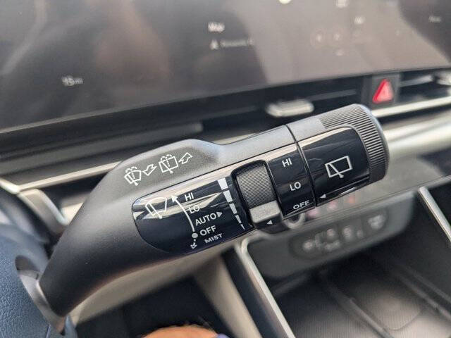 2025 Kia Carnival SX