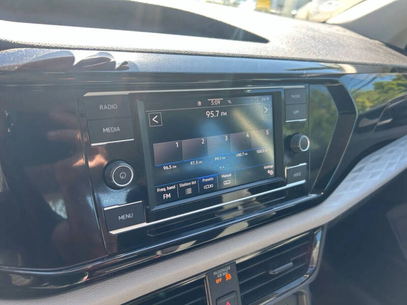 2022 Volkswagen Taos S