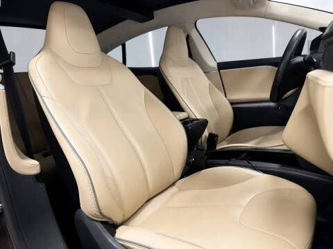 2012 Tesla Model S