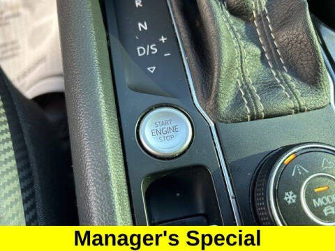 2022 Volkswagen Atlas Cross Sport SE 4Motion