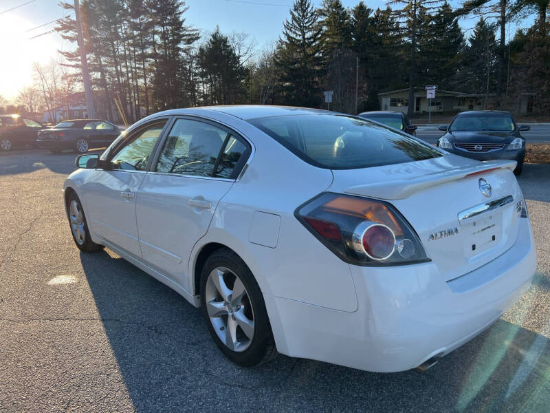 2008 Nissan Altima SE photo 4