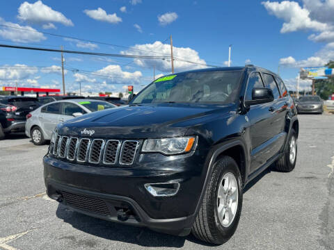 2017 Jeep Grand Cherokee Laredo