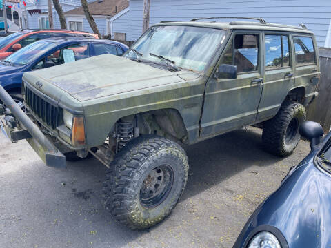1991 Jeep Cherokee for sale at American Dream Motors in Everett WA