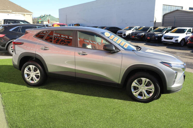 2024 Chevrolet Trax LS