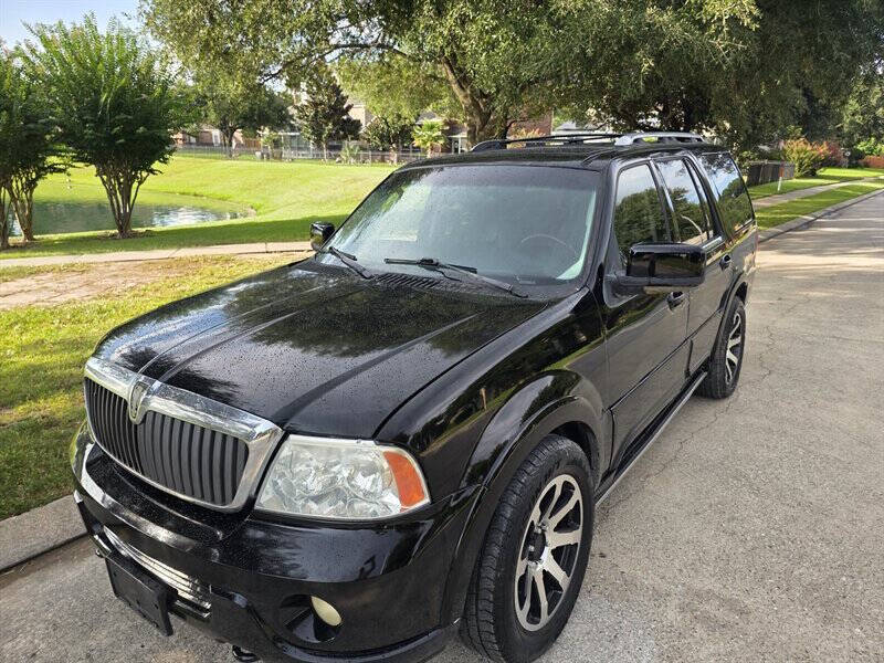 Black 2003 Lincoln Navigator Luxury Luxury 4dr SUV 1