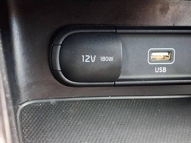 2022 Kia Forte GT Line