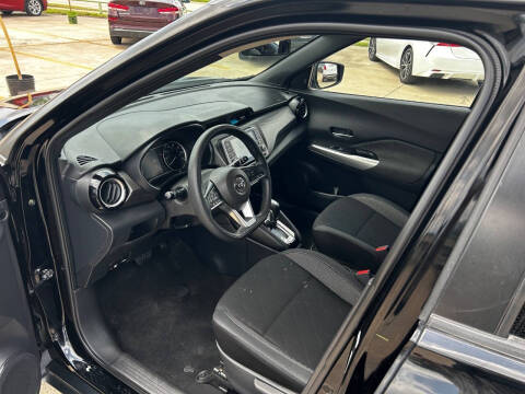 2020 Nissan Kicks SV