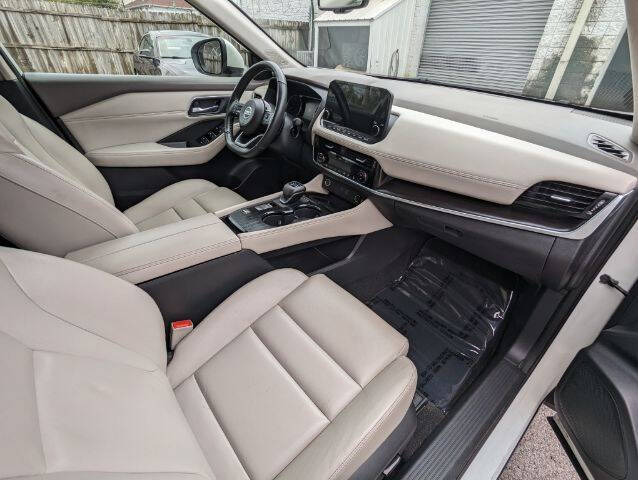 2021 Nissan Rogue SL