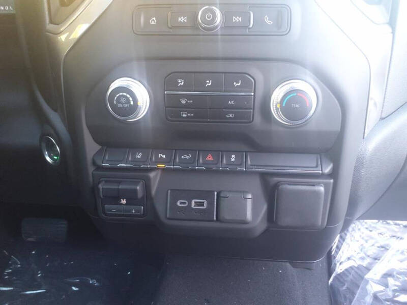 2025 GMC Sierra 2500HD Pro