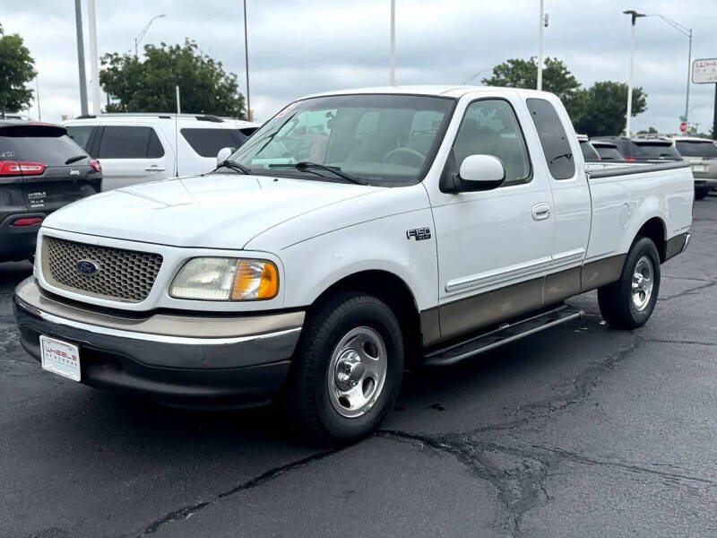 2003 Ford F-150 XLT