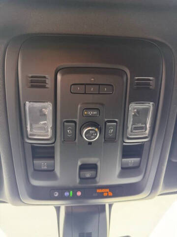 2022 Chevrolet Suburban High Country