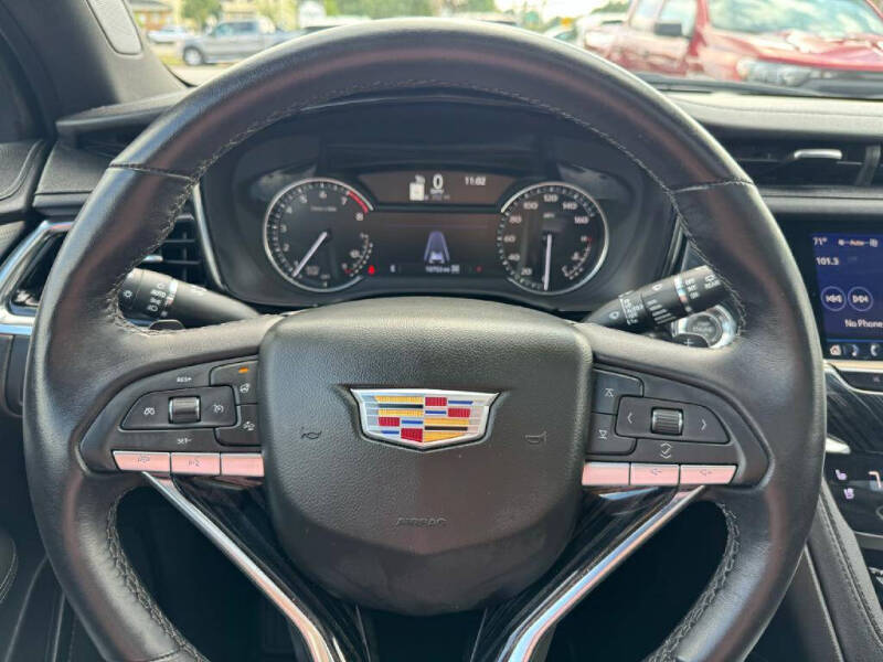 2025 Cadillac XT6 Premium Luxury