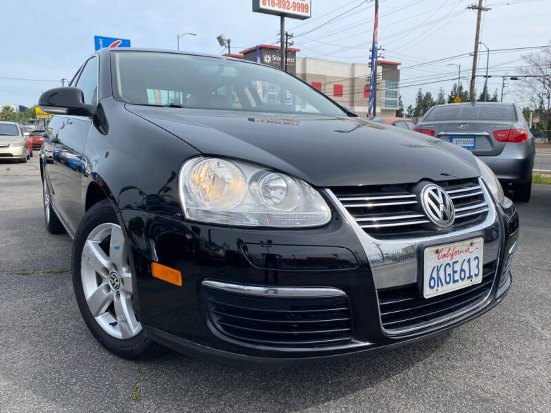 2009 Volkswagen Jetta for sale at Galaxy of Cars in North Hills CA