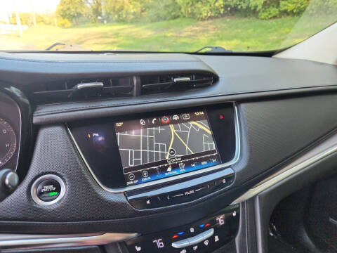 2017 Cadillac XT5 Luxury