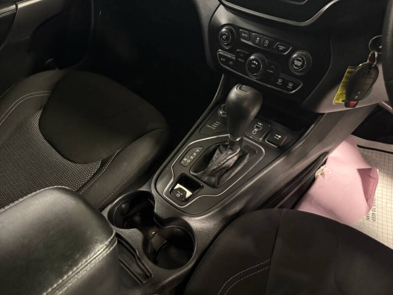 2019 Jeep Cherokee Latitude