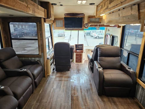 2004 Freightliner HEAVY DUTY-FREIGHTLINER