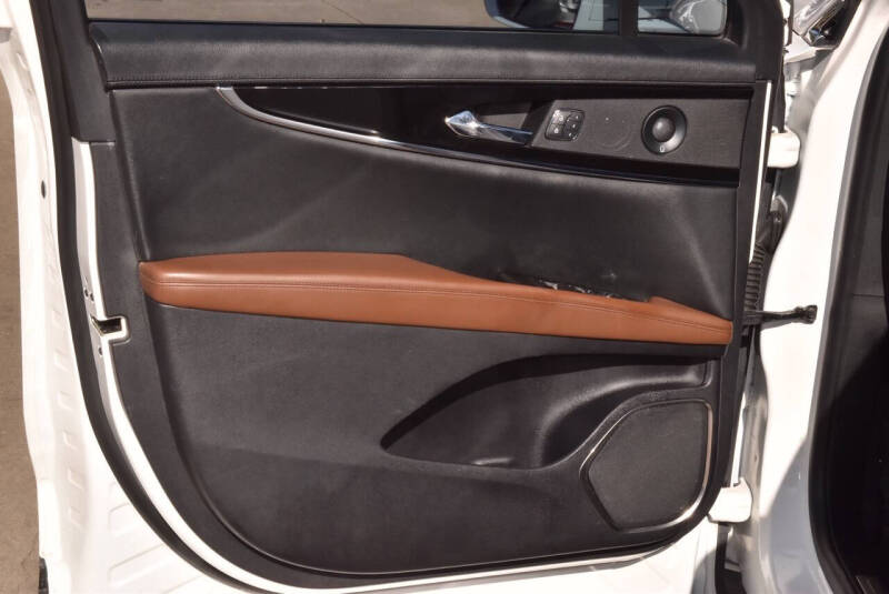 2021 Lincoln Nautilus Reserve