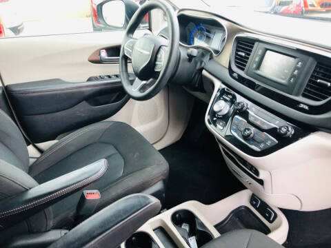 2017 Chrysler Pacifica Touring