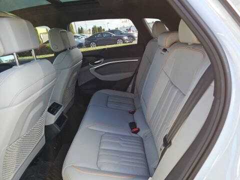 2024 Audi Q8 e-tron quattro Prestige