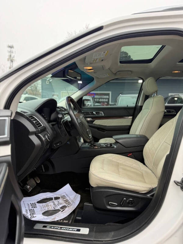 2017 Ford Explorer Platinum