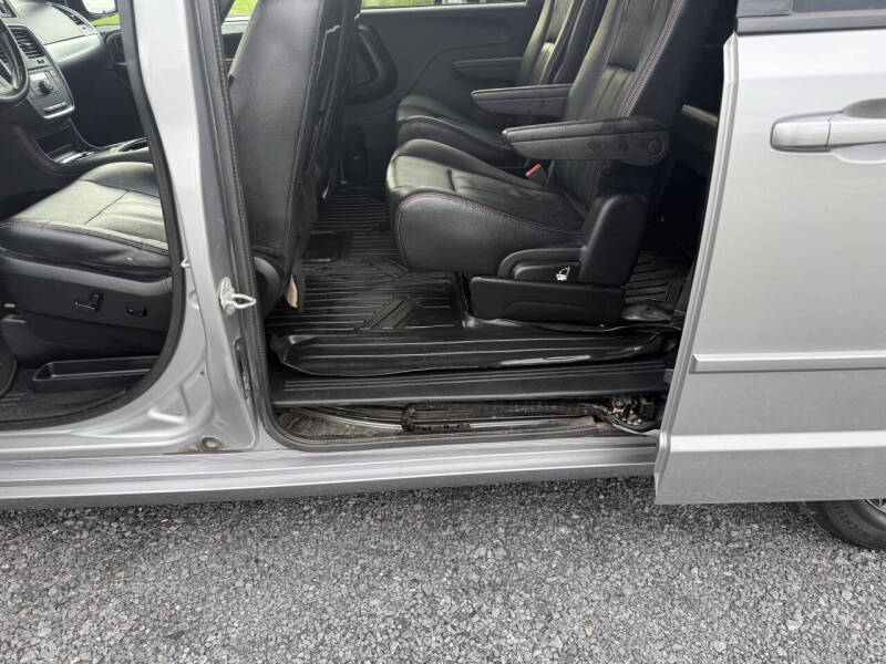 2016 Dodge Grand Caravan R/T