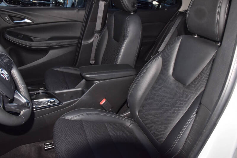 2022 Buick Encore GX Essence