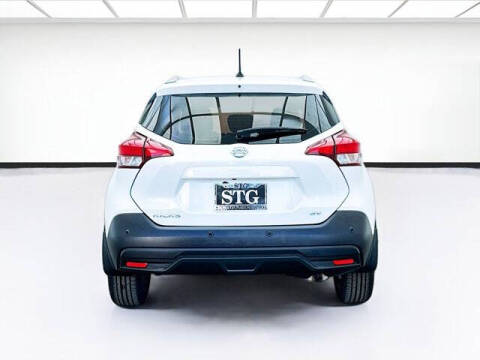 2020 Nissan Kicks SV