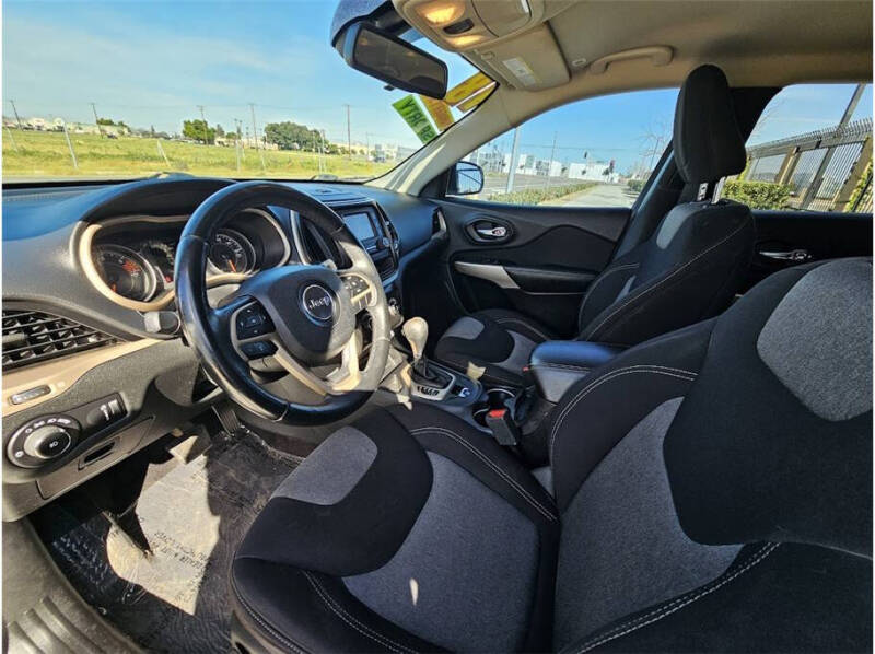 2018 Jeep Cherokee Latitude