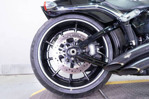 2015 Harley-Davidson Breakout