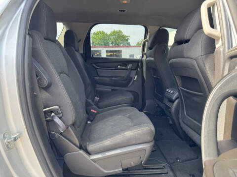 2016 GMC Acadia SLE-2