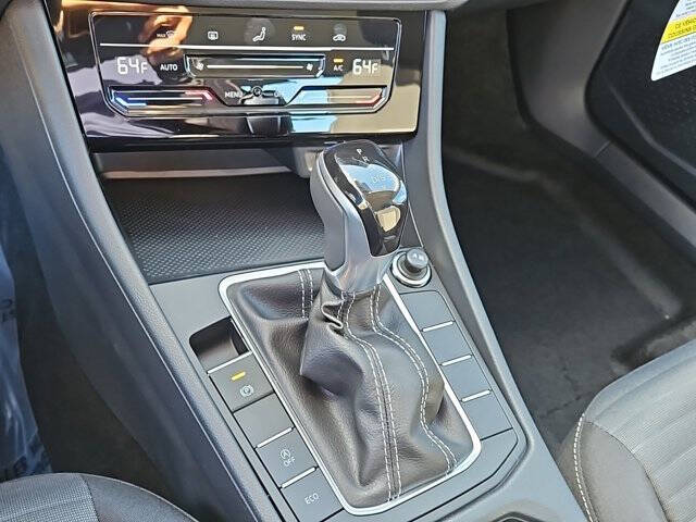 2025 Volkswagen Jetta S