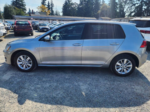 2016 Volkswagen Golf TSI S