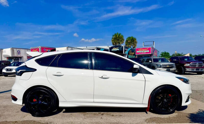 2018 Ford Focus ST
