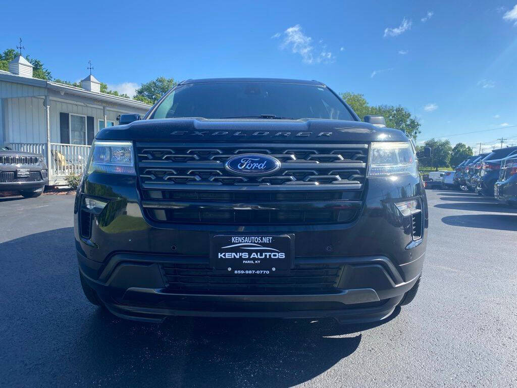 Black 2019 Ford Explorer XLT XLT 4dr SUV 2