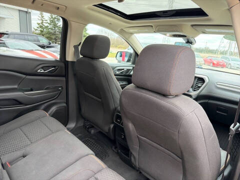 2017 GMC Acadia SLE-2