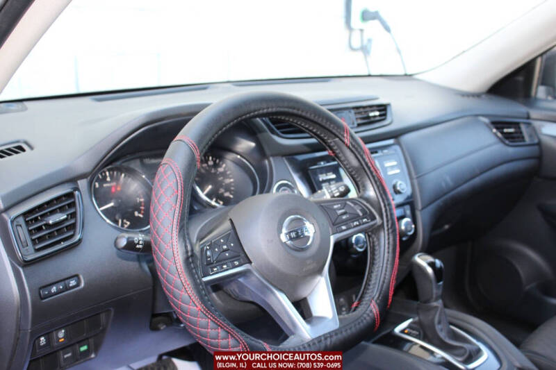 2017 Nissan Rogue SV