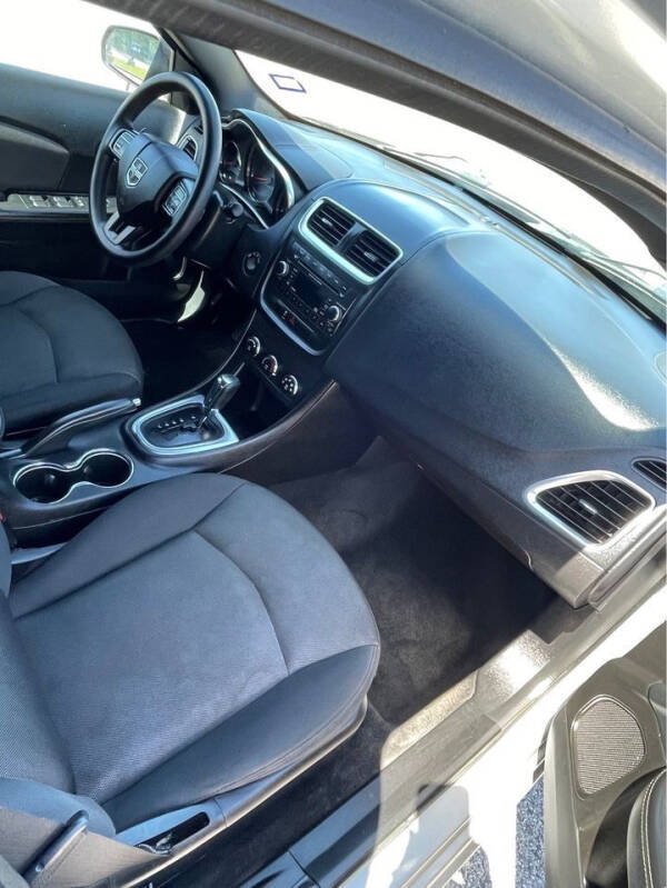 2013 Dodge Avenger SE V6