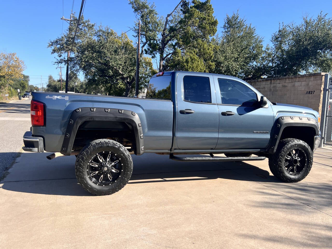 Used Car 2014 Gmc Sierra 1500  Base 4x4 4dr Double Cab 6.5 Ft. Sb For Sale Under $20,000 In Austin, Texas