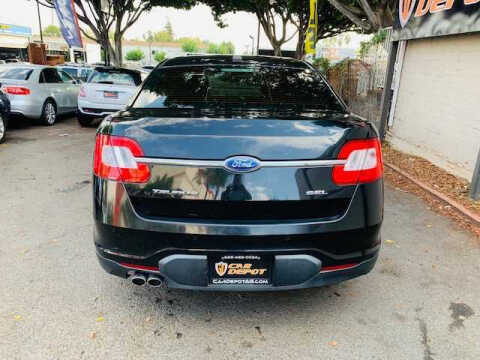 2011 Ford Taurus SEL