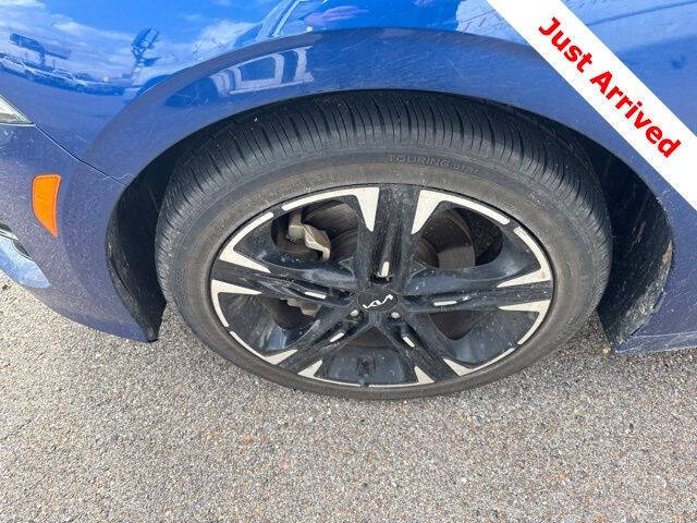 2022 Kia K5