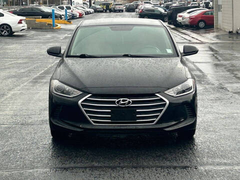 2018 Hyundai Elantra