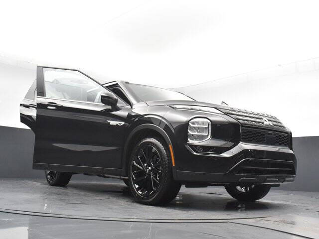2025 Mitsubishi Outlander PHEV SEL Black Edition