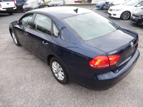 2015 Volkswagen Passat 1.8T Wolfsburg Edition