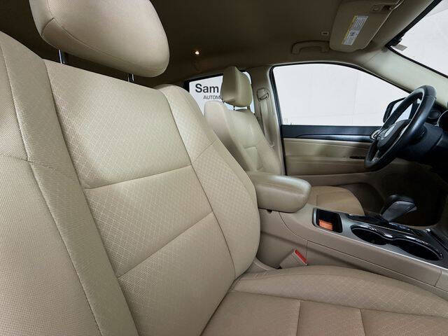 2019 Jeep Grand Cherokee Laredo E