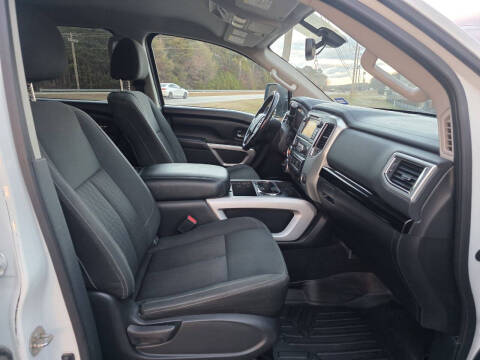 2018 Nissan Titan XD SV